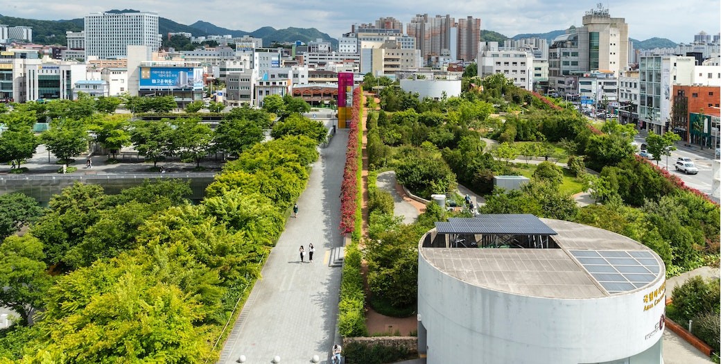 ¿Qué dice la UE sobre el uso de la batería en herramientas de jardín?